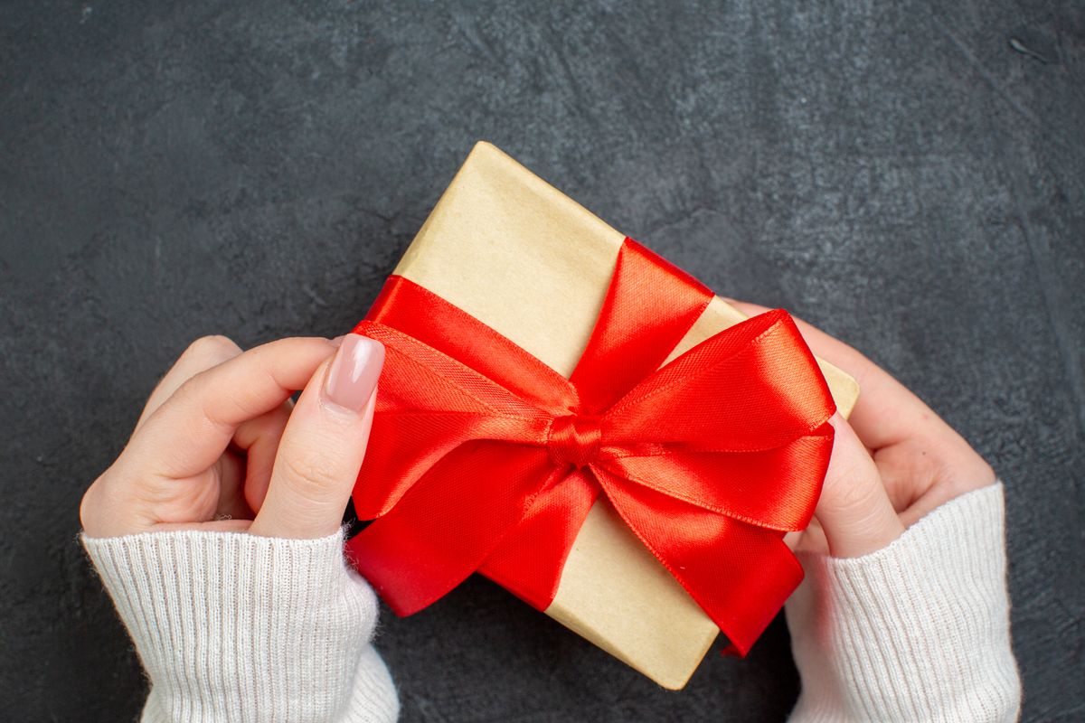 Top 10 Housewarming Gifts: Thoughtful Presents for 2024 – cl-air.com